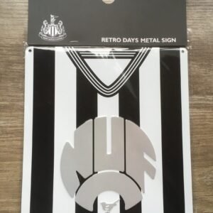 ป้ายเหล็กเสื้อเรโทร